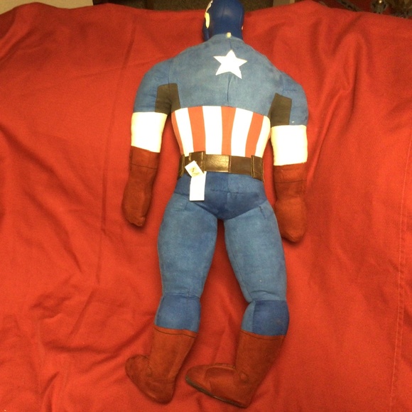 Toy, CAPTAIN AMERICA doll - Picture 2 of 2